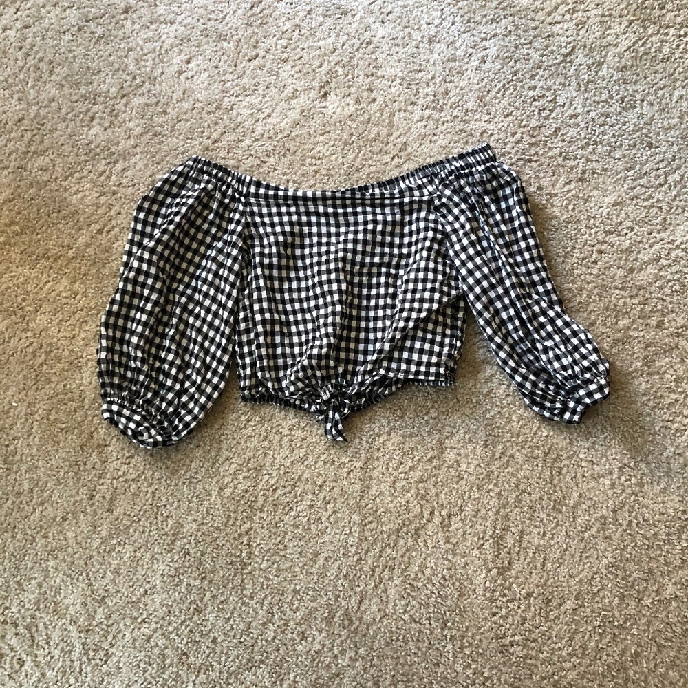 Off Shoulder crop top